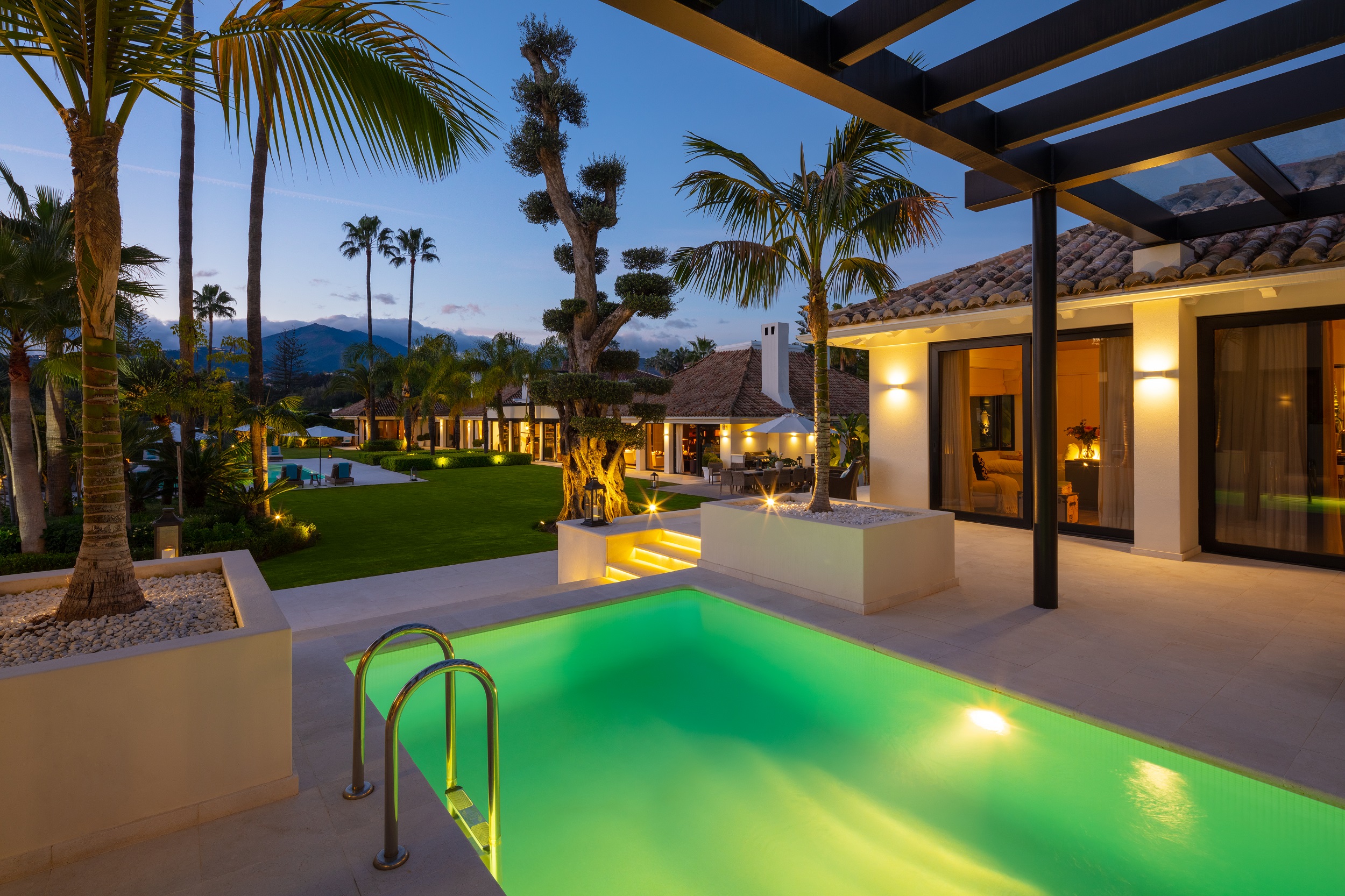 Puerto Banus - Zagaleta  Marbella, Costa del Sol Luxury Residential  Property & Developer